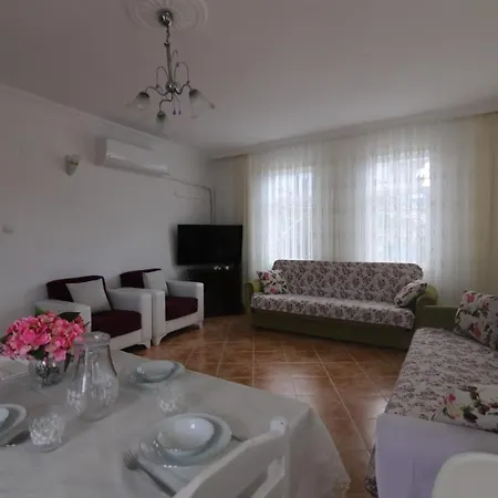Fethiye'de Denize Yakın özel Havuzlu Müstakil Villa Fethiye