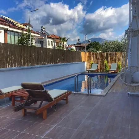 Villa Fethiye'de Denize Yakın özel Havuzlu Müstakil *