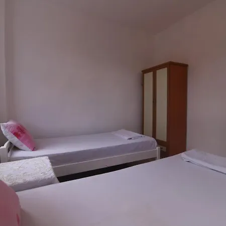 Fethiye'de Denize Yakın özel Havuzlu Müstakil * Fethiye